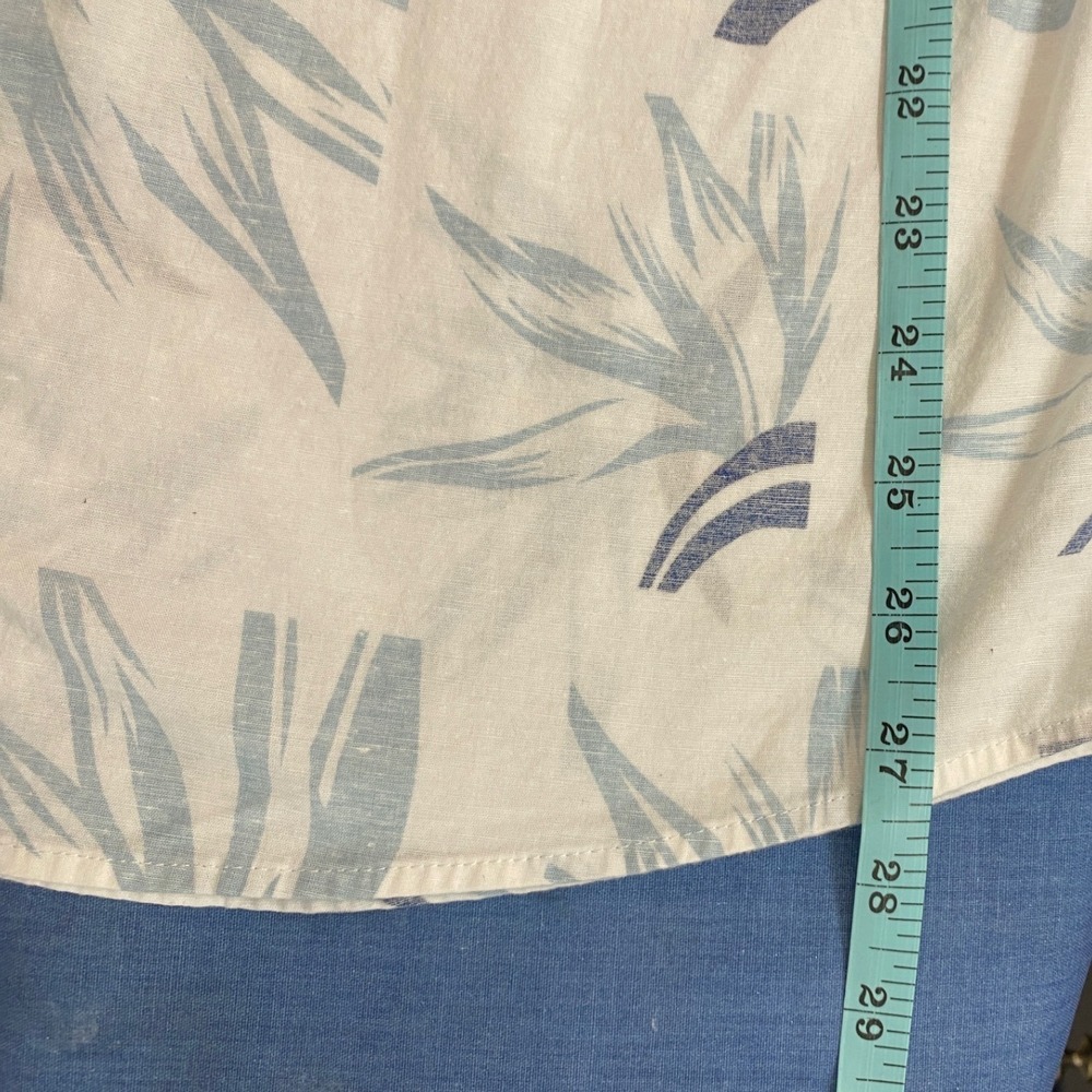 TravisMathew Mens Short Sleeve Button Down Tropical Print Shirt White Blue M - Picture 12 of 13